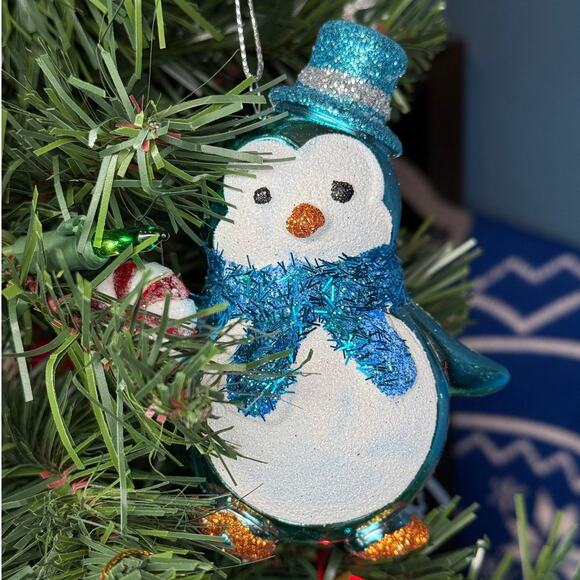 Penguin Ornament Blue Penguin With a Top Hat - Picture 1 of 2